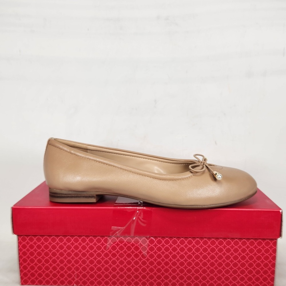 Kelly & Katie Ballet Flats Women Size 7.5 Warm Taupe Pearl Bow Tepla Slip On